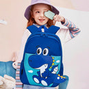 Mochila Escolar modelo DinoSharge para meninos + Kit Lancheira e Brinde