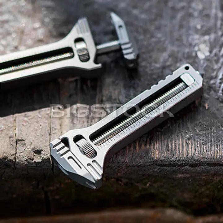 TiSpanner™ - O Poder de Uma Caixa de Ferramenta Em Seu Bolso