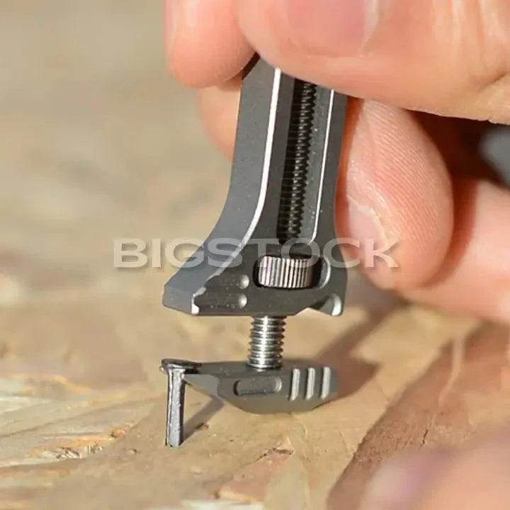 TiSpanner™ - O Poder de Uma Caixa de Ferramenta Em Seu Bolso