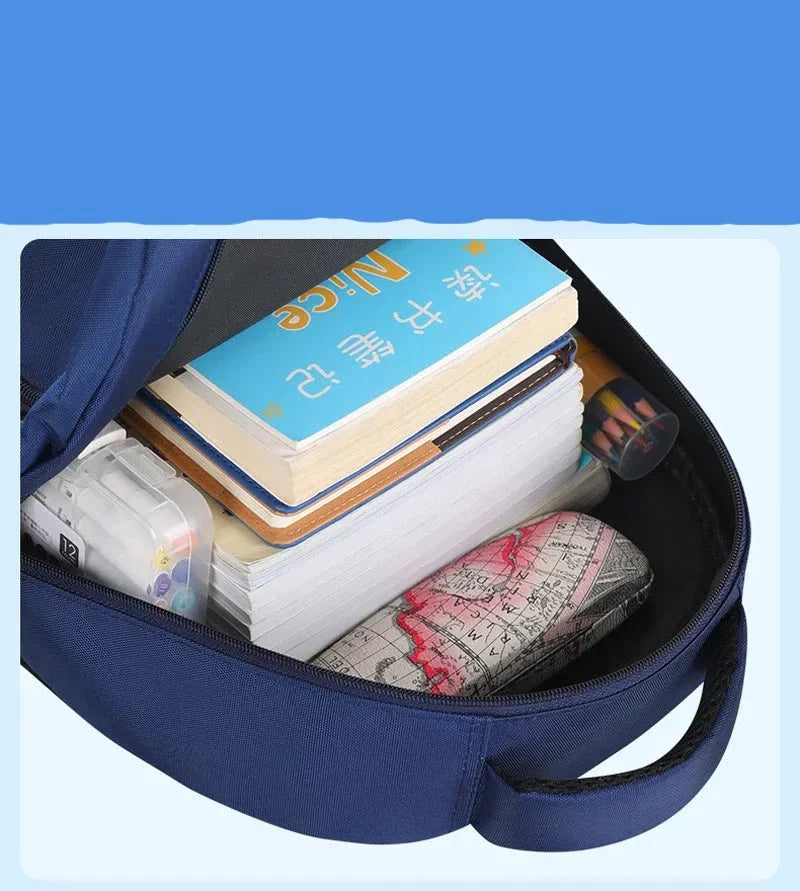 Mochila Escolar Modelo Exploration + Brinde