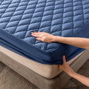 Conjunto Lençol e Fronhas Macias Impermeável e Acolchoado Matelassê - Lux